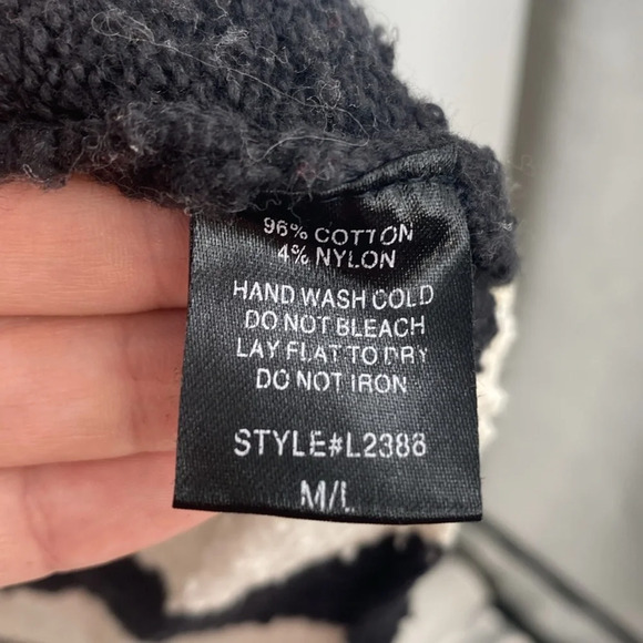 By Together Fringe Poncho Shawl Cardigan Sweater Womens M/L Cream Black Striped - Picture 3 of 7